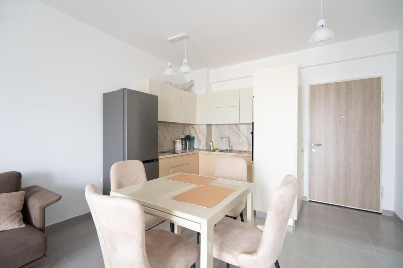 Apartment In The Village With A Sea View Vlorë 外观 照片