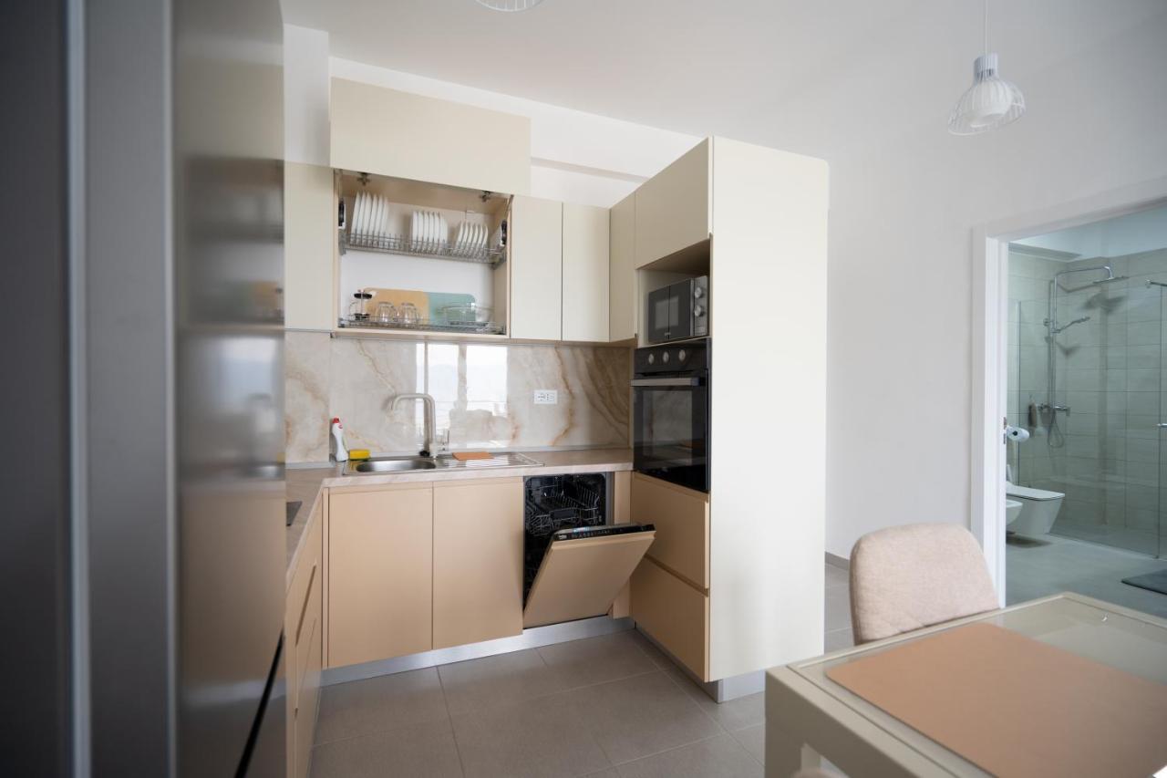 Apartment In The Village With A Sea View Vlorë 外观 照片